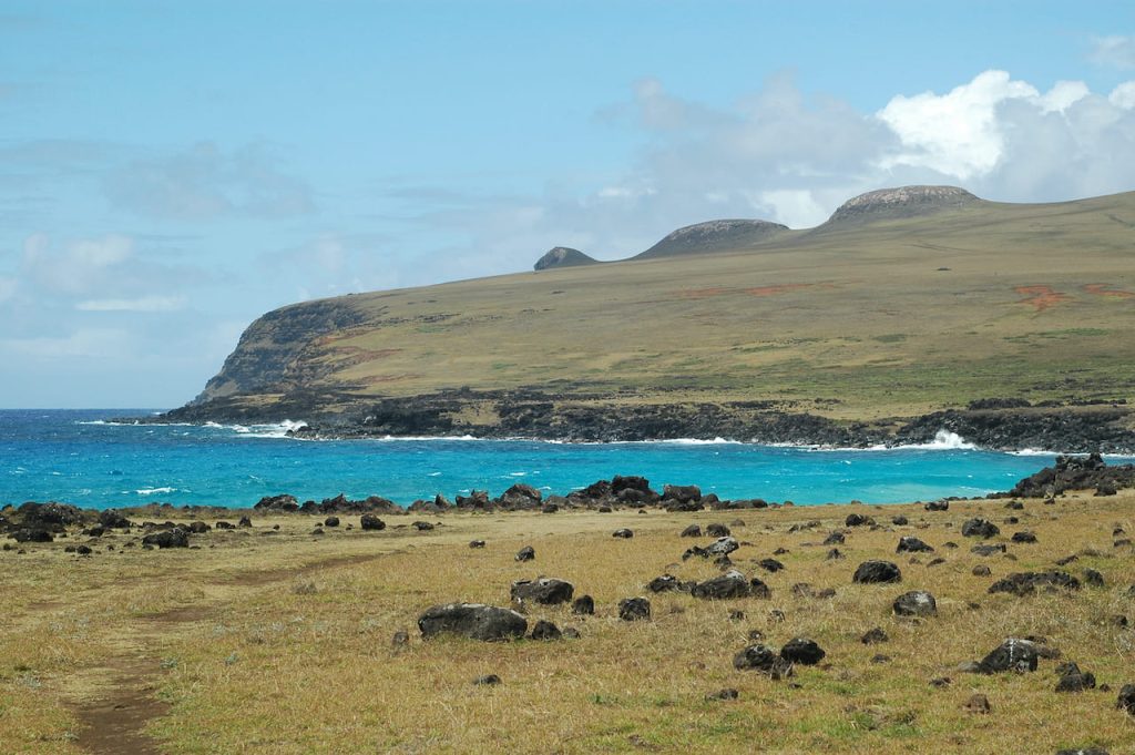 trekking poike rapa nui